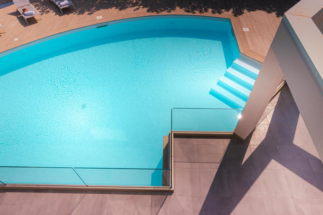 Gelso Bianco Apartments Campofelice Di Roccella Exteriér fotografie