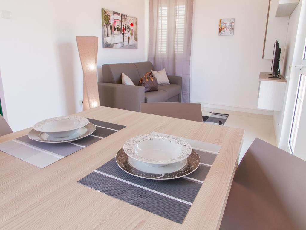 Gelso Bianco Apartments Campofelice Di Roccella Exteriér fotografie